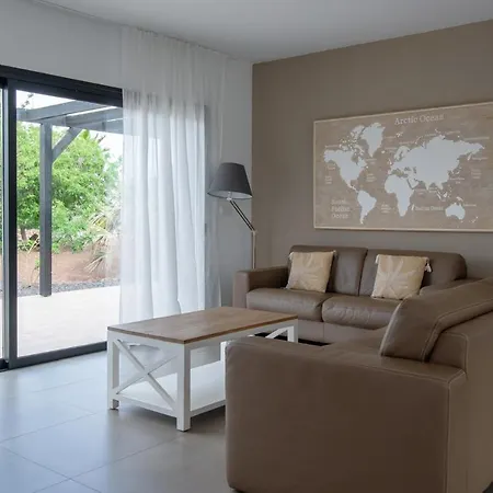 Villa Wind Wave 28a Heated & Shared Pool Lajares