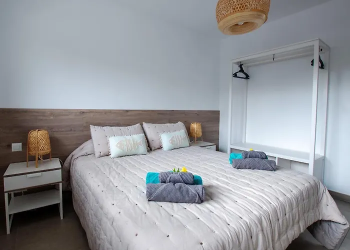 Wind Wave 28a Heated & Shared Pool