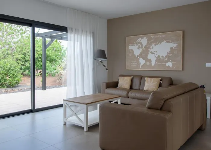 Villa Wind Wave 28a Heated & Shared Pool Lajares