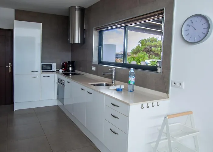 Villa Wind Wave 28a Heated & Shared Pool Lajares