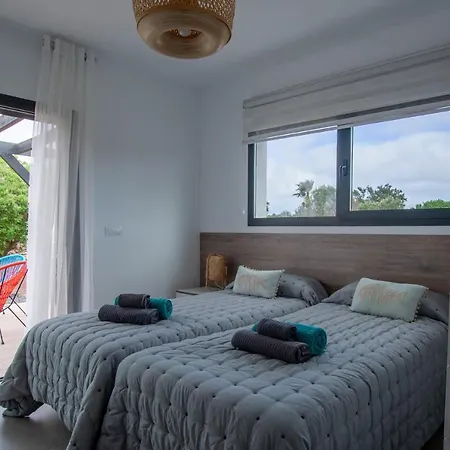 Villa Wind Wave 28a Heated & Shared Pool